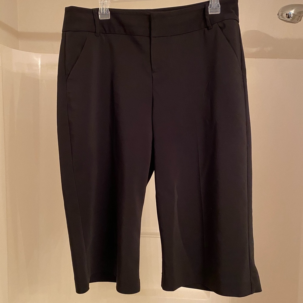 Women’s gaucho pants